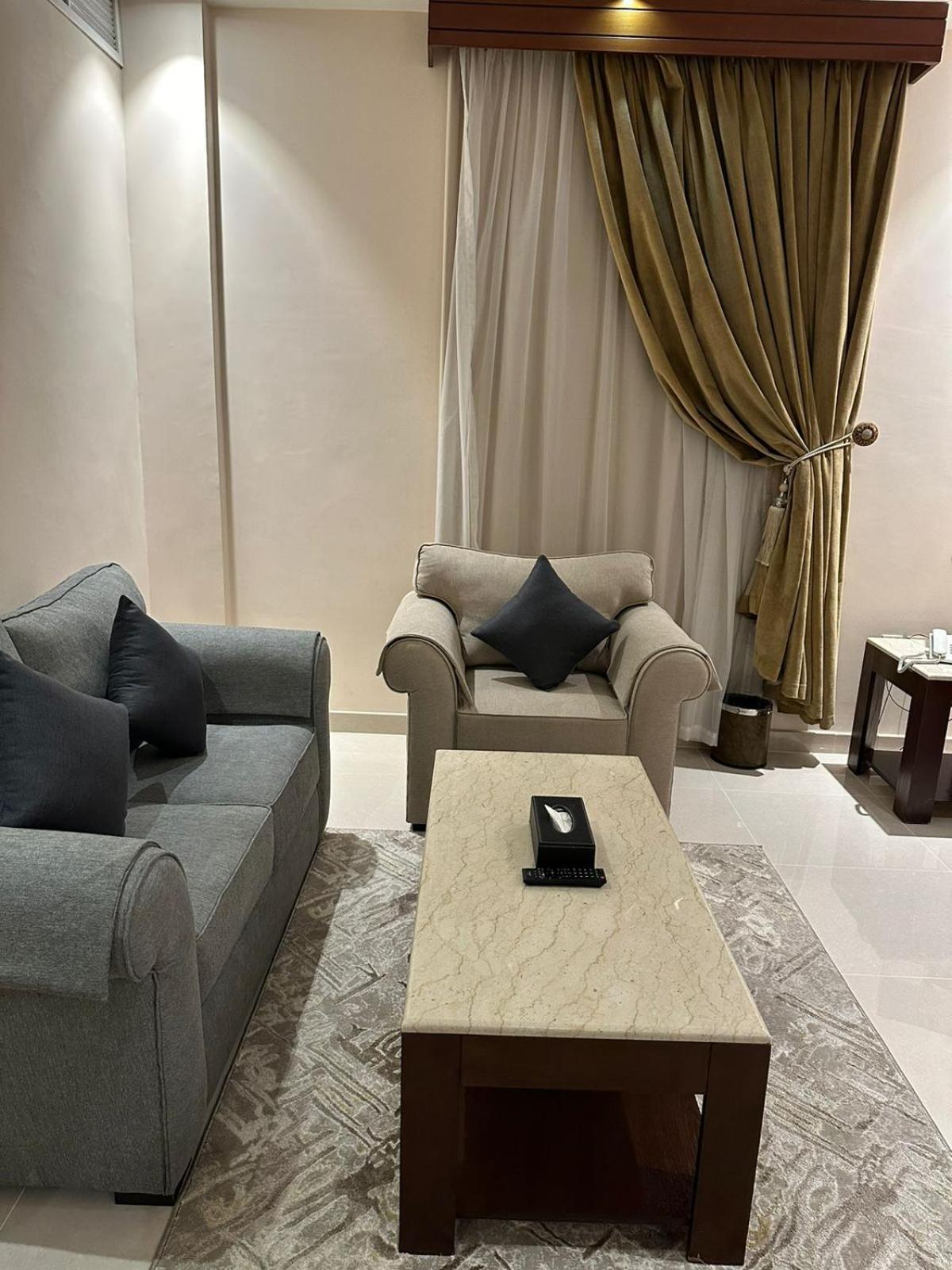Sas Al Olaya Hotel Suites Khobar Exterior foto